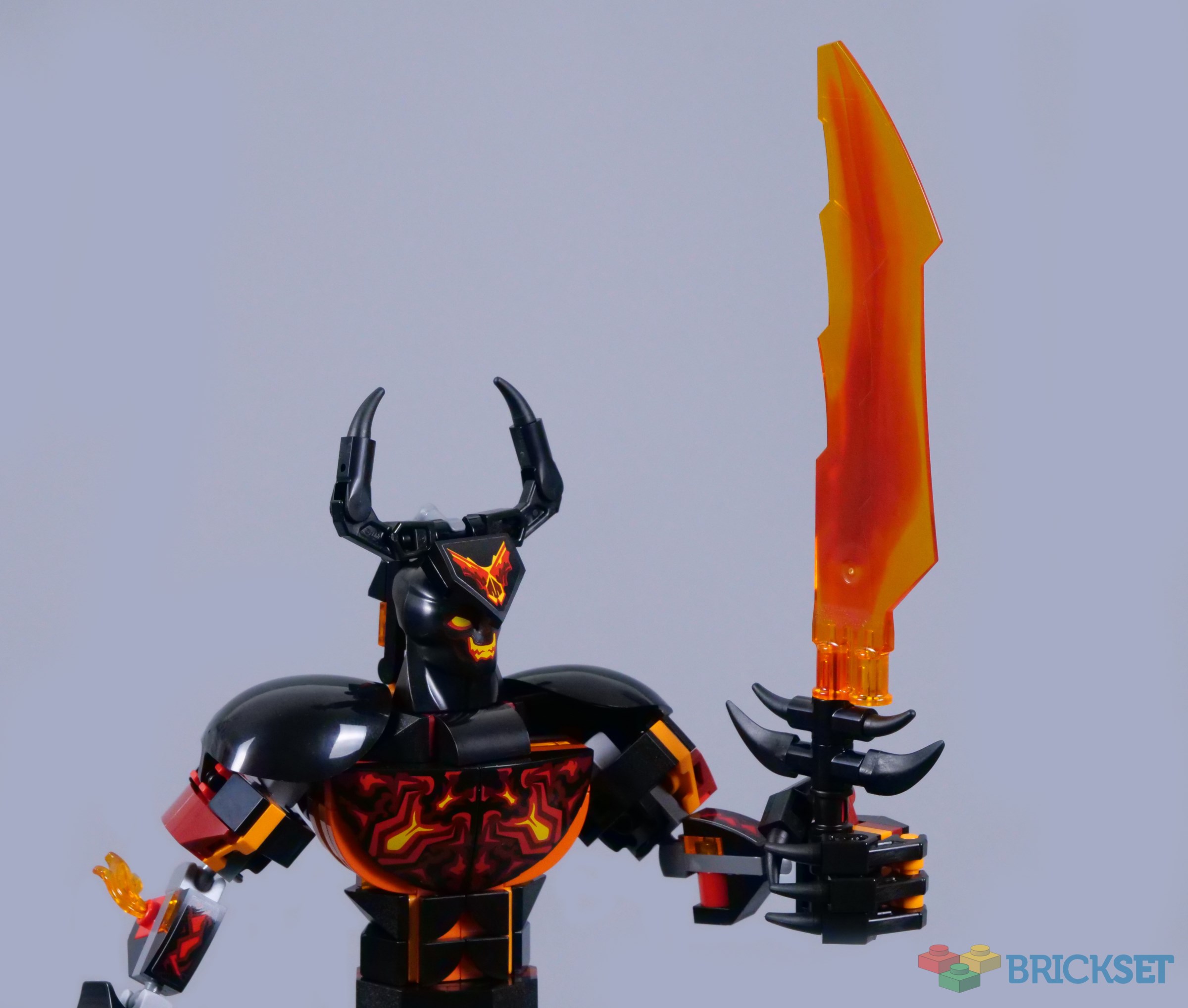 でりおっと KV Thor vs. Surtur Construction Figure 76289 | Marvel | Buy online at
